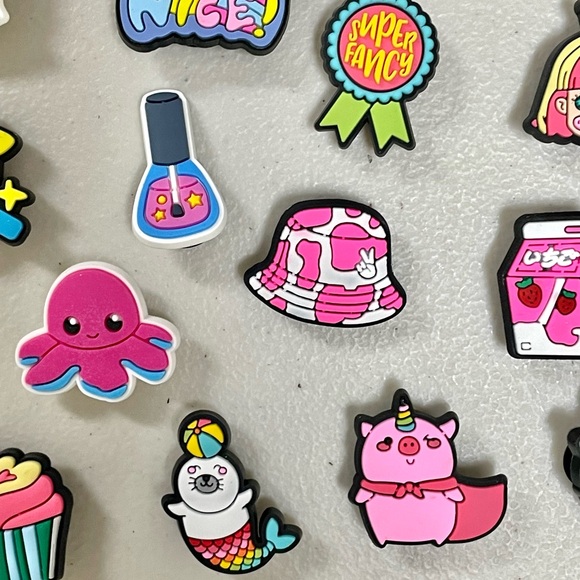 Kawaii Pink and Rainbow Unicorn Shoe Charms for Crocs - Picture 6 of 7